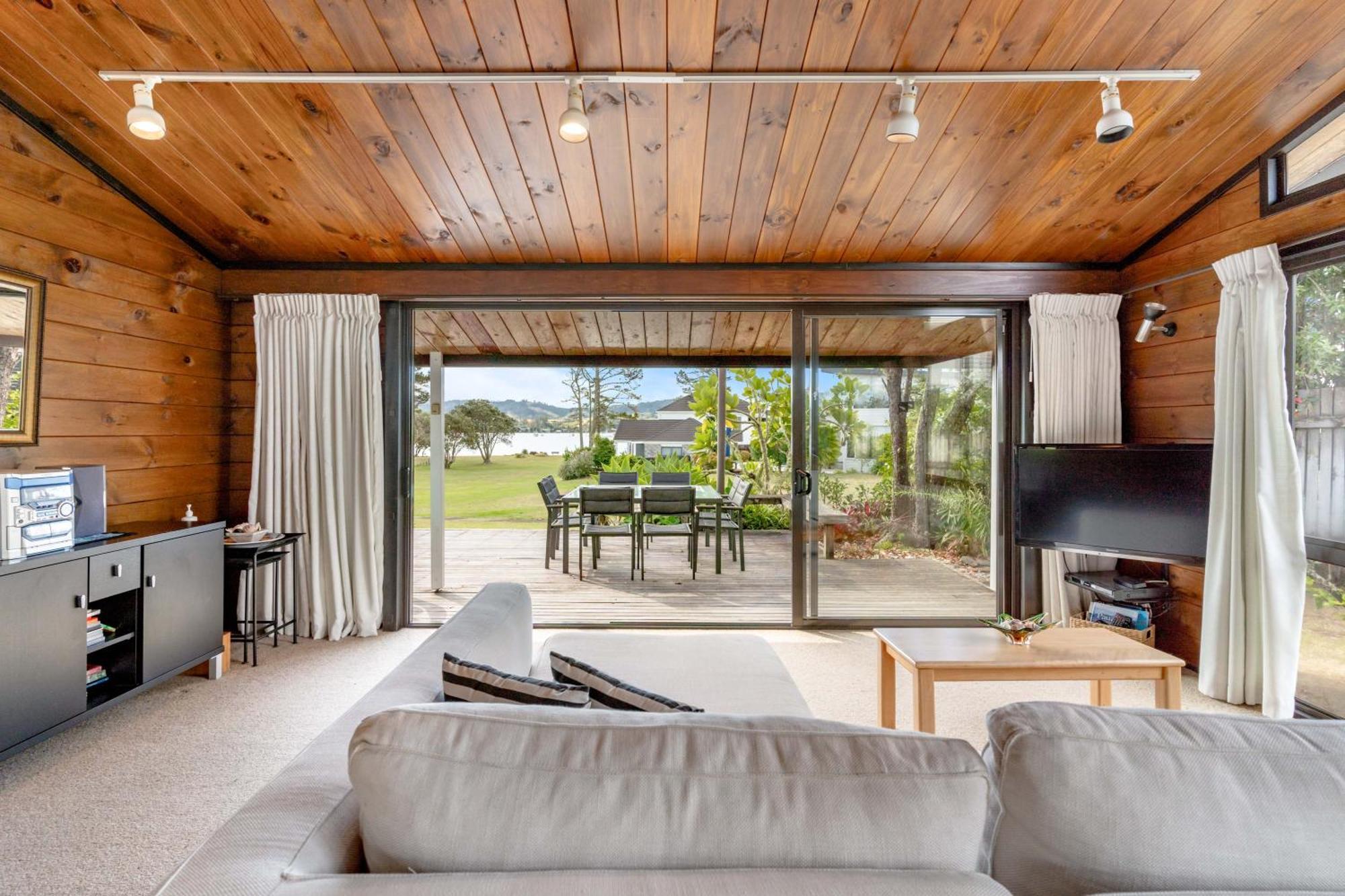 Pauanui Beach House Suntrap Ngoại thất bức ảnh